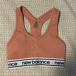NEW BALANCE Ribbed Sports Bra
